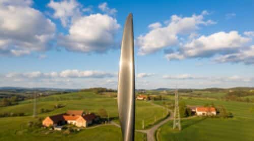 objevte pět účinných způsobů, jak využít větrné aplikace k efektivnímu plánování elektrických tras a snížení nákladů na nabíjení vašich vozidel.