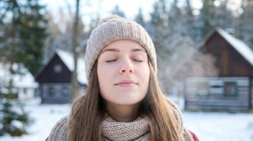 objevte jednoduchou dechovou techniku, která během 2 minut bojuje proti zimní únavě a dodá vám energii.